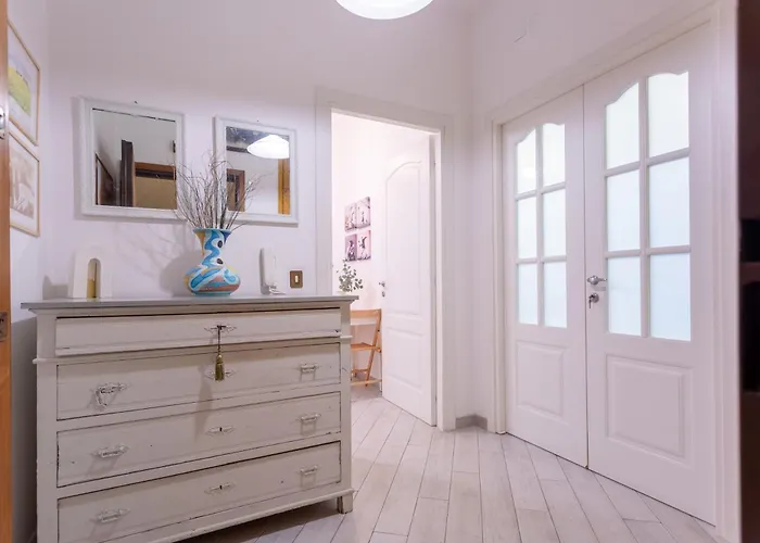 Kwatera prywatna Stanza Comoda E Silenziosa Con Bagno Privato E Area Lavoro E Relax Rzym