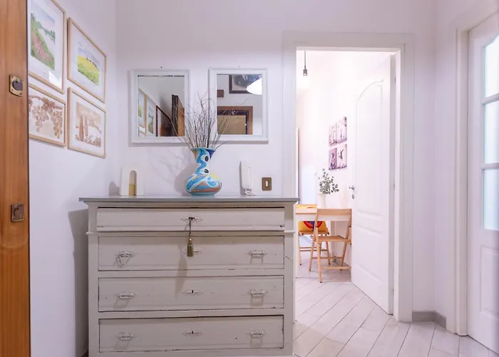 Stanza Comoda E Silenziosa Con Bagno Privato E Area Lavoro E Relax Kwatera prywatna
